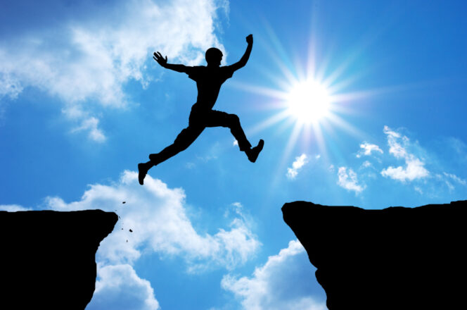 自己決定理論（SDT）が保証する：エンゲージメントとハイパフォーマンスを両立させる自律的組織の構築