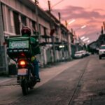 ギグワーカーの「労働者性」をめぐる議論とAI監視の論点〜国内外の動向から考える裁量に応じた保護のあり方〜